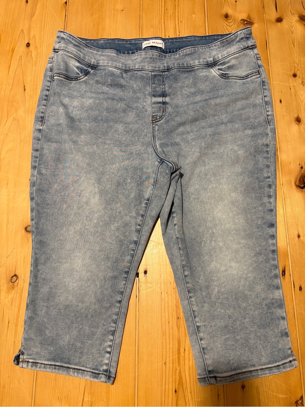 Lane Bryant Mid Rise Pull On Jegging Pedal Pusher